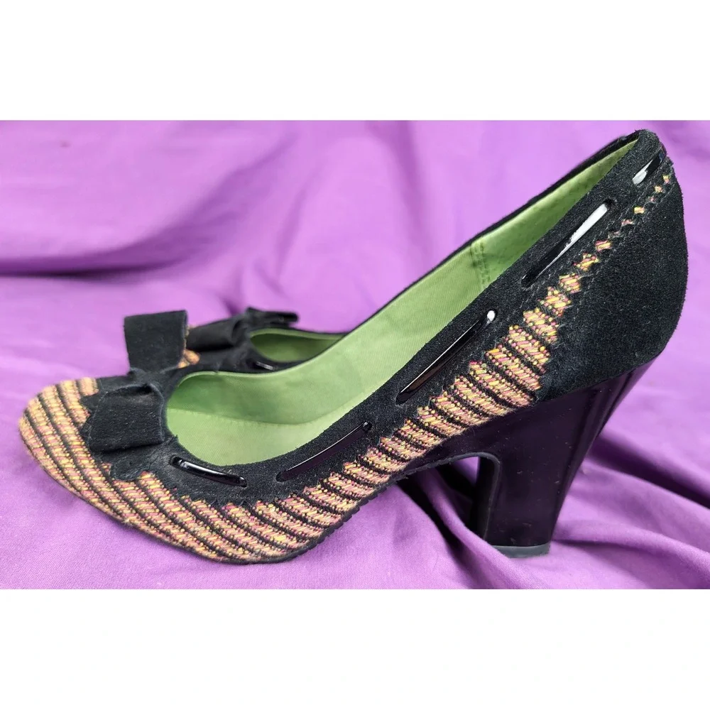 BC In The Winners Circle Black Vegan Suede Orange Woven 8.5M Bow Heels Autumn